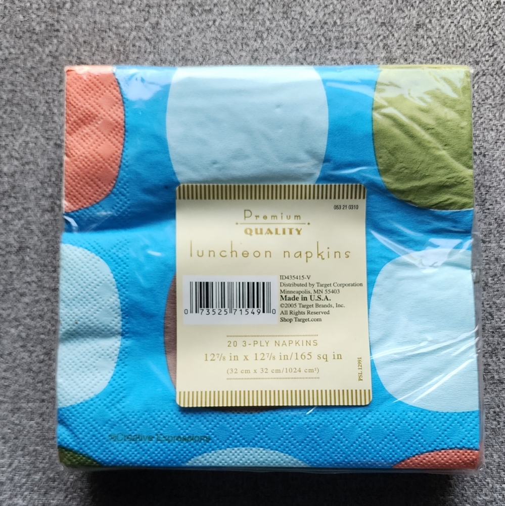 50 PCS- Premium Quality luncheon Napkins  mod Dots